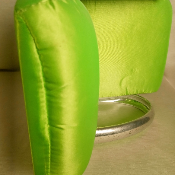 Fits American Girl Salon Beauty Chair for 18” Dolls Neon Fabric Moves Up & Down - Picture 11 of 11